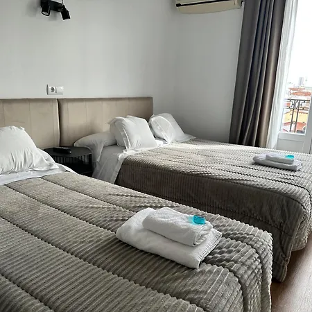 Hostal Besaya-3